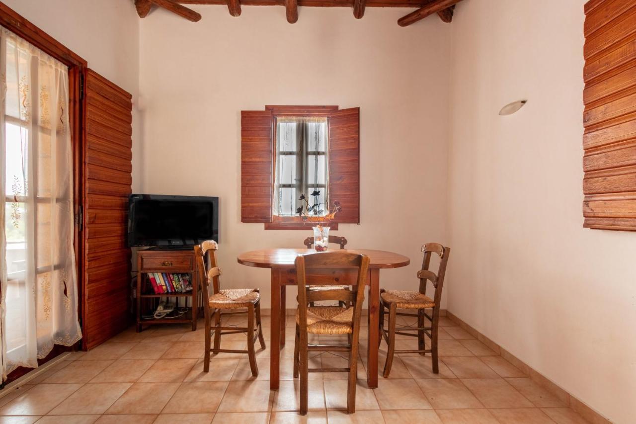 Porto Kalamitsi Stone-Built Bungalows Kardamyli Dış mekan fotoğraf